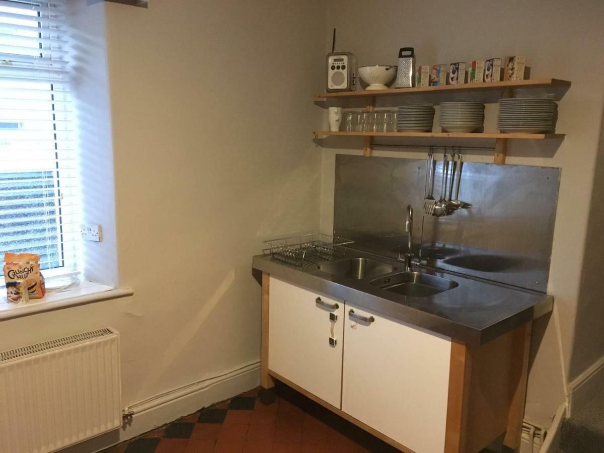 @33 Fab Townhouse Βίλα Holyhead Εξωτερικό φωτογραφία