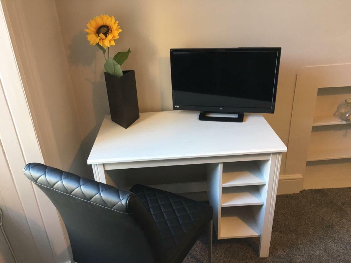 @33 Fab Townhouse Βίλα Holyhead Εξωτερικό φωτογραφία